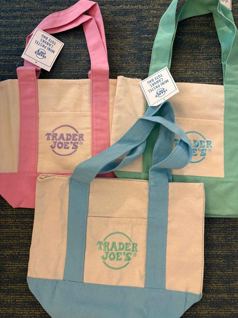 Viral Brand new 3 Trader Joe’s Mini Tote Bags - Pastel Colors - Picture 2 of 2